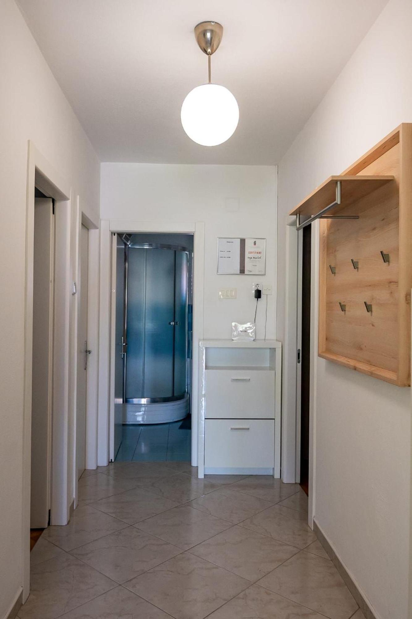 Apartments Kaja Постира Екстериор снимка