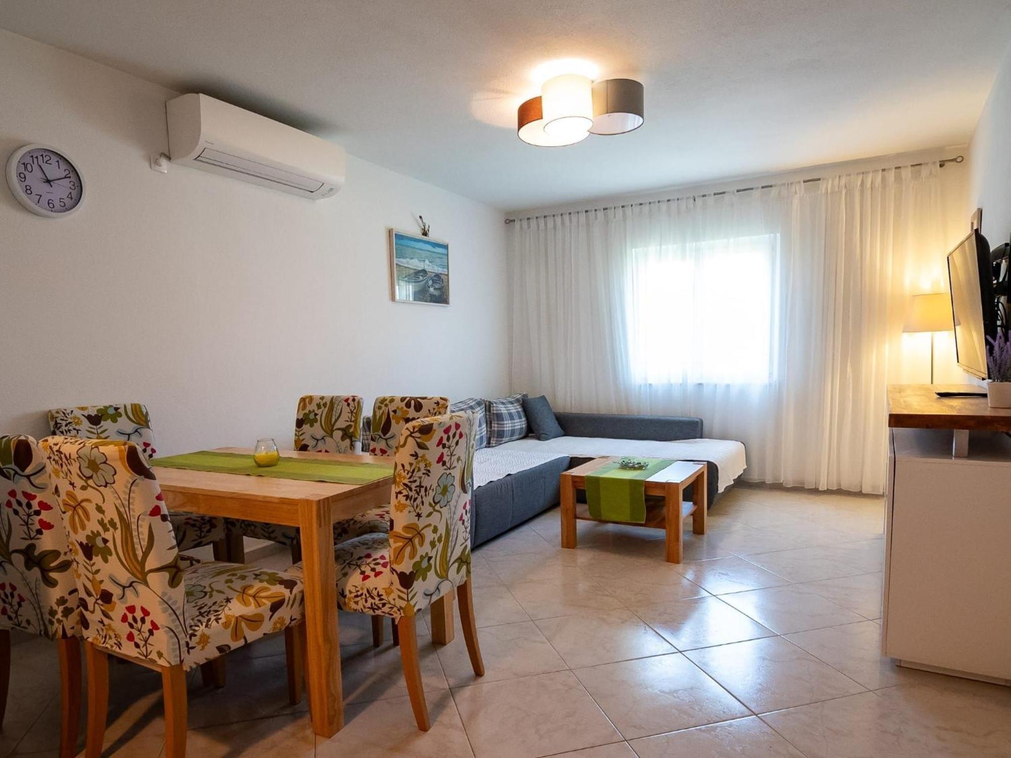 Apartments Kaja Постира Екстериор снимка
